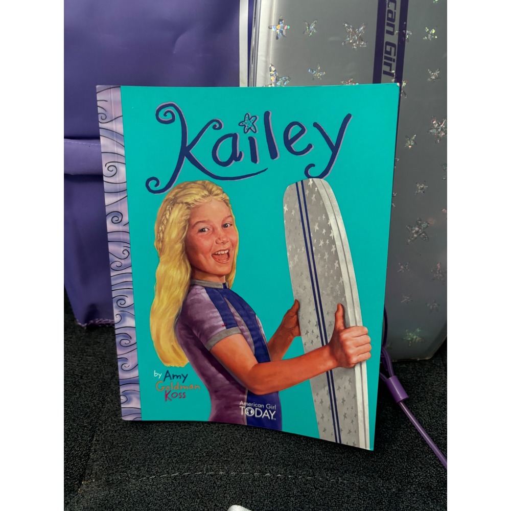 American Girl Kailey Hopkins Accessories Set Boogie Board Dog Bed Wetsuit Book - Picture 9 of 11